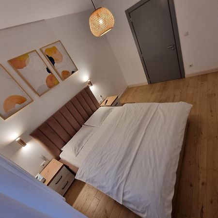 Ultra-Central 1 Bed Apartment, Str Nicolae Iorga Baia Mare Extérieur photo